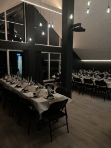 Borddekorasjon med stearinlys